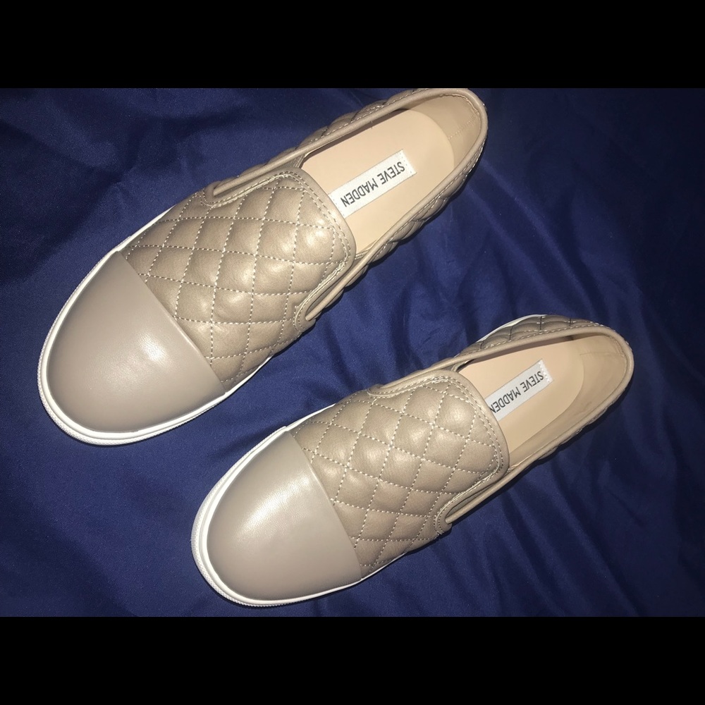 Steven madden slip on sneakers